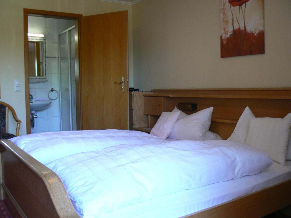Haus Evelyn / Haus Heidemarie Hotel Bad Füssing Habitación foto